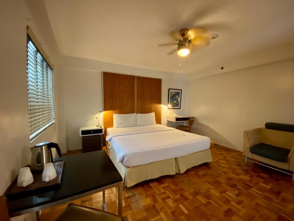 The Clipper House, Poblacion Makati Manila Rom bilde