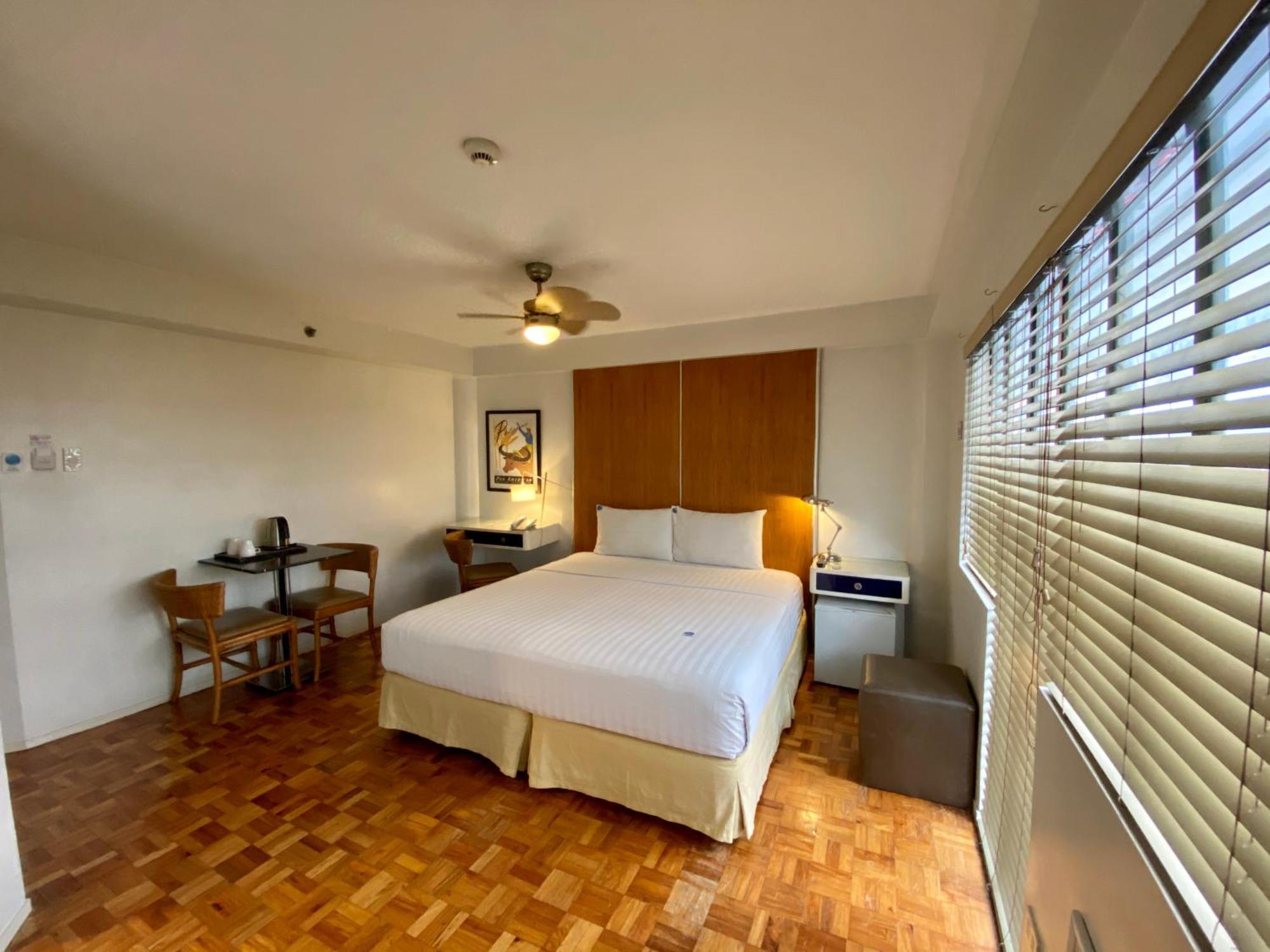 The Clipper House, Poblacion Makati Manila Rom bilde