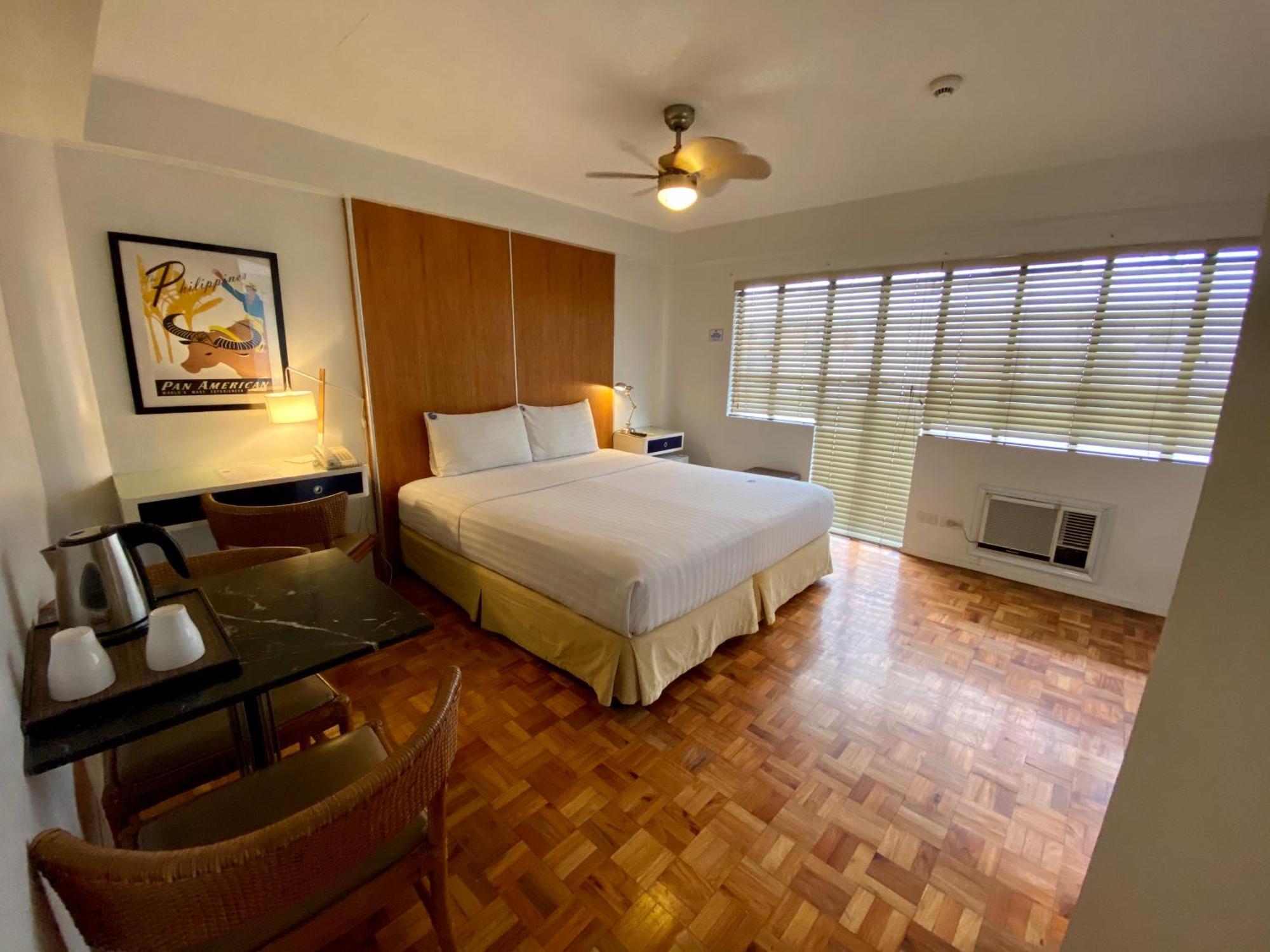 The Clipper House, Poblacion Makati Manila Rom bilde